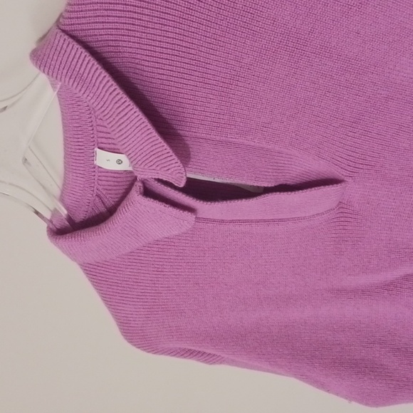Lululemon Collared Merino Wool-Blend Sweater in Dahlia Mauve, Size S - Picture 4 of 14